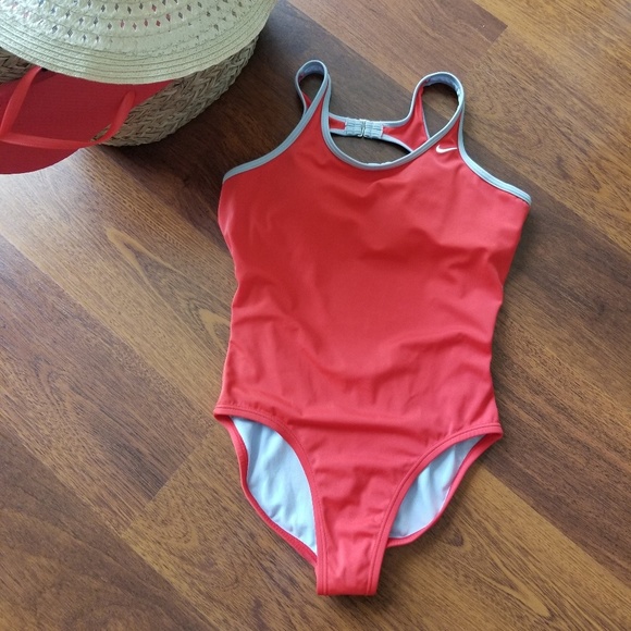 nike swimsuit with shelf bra